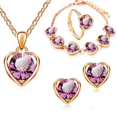 Conjunto Elegante de Joias em Cristal: Colar, Brincos, Anel e Pulseira em Forma de Coração