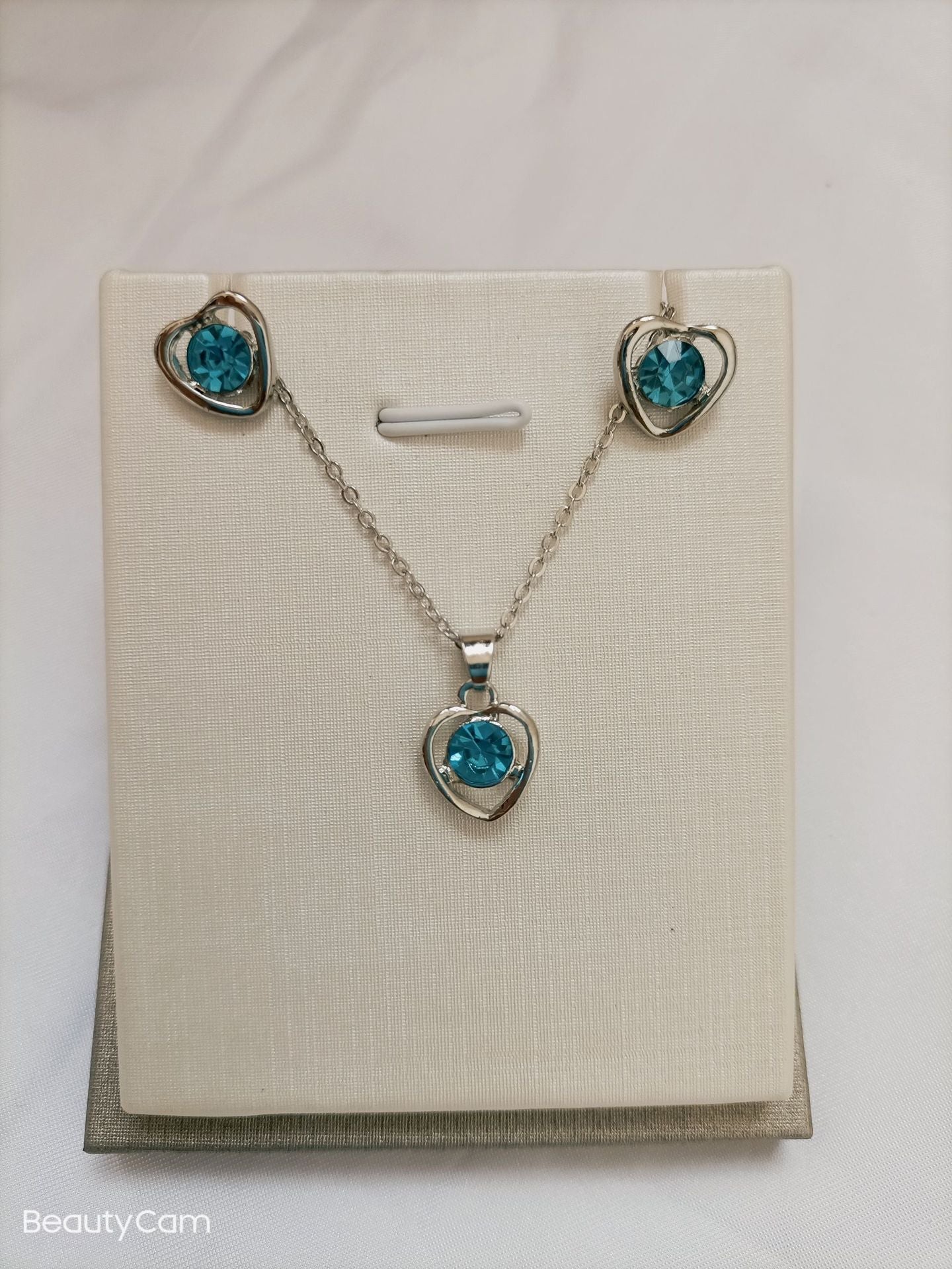 Conjunto Elegante de Joias em Cristal: Colar, Brincos, Anel e Pulseira em Forma de Coração