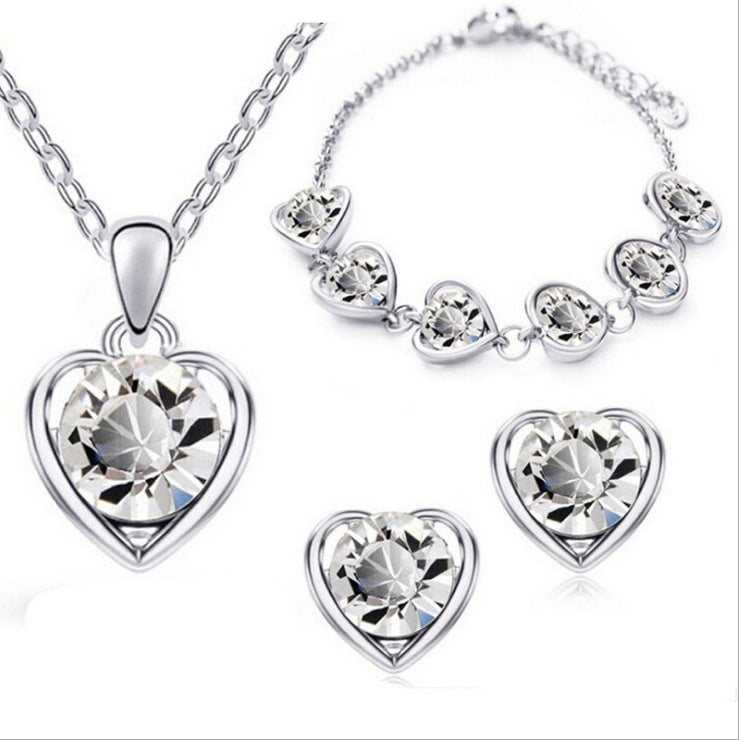 Conjunto Elegante de Joias em Cristal: Colar, Brincos, Anel e Pulseira em Forma de Coração